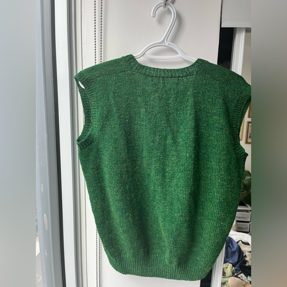 HANDMADE KNIT SWEATER VEST - Picture 2 of 3